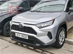 تۆیۆتا ڕاڤ 4